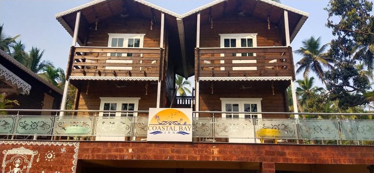 Coastal Bay Inn อลีบาก ภายนอก รูปภาพ