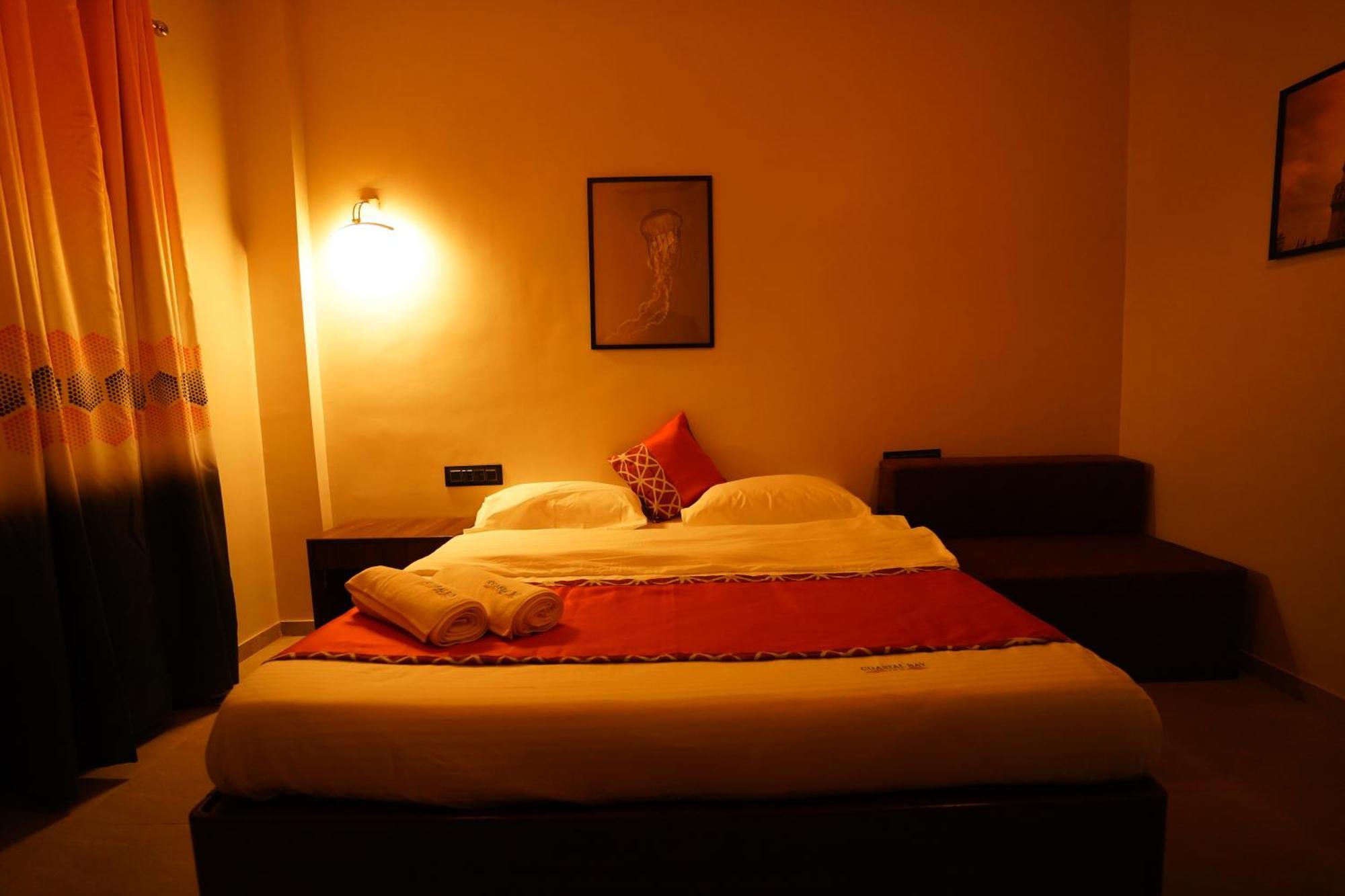 Coastal Bay Inn อลีบาก ภายนอก รูปภาพ